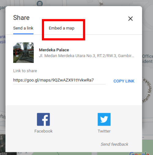 Dialog berbagi dengan pilihan Embed Maps